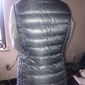 Lightweight puffer vest